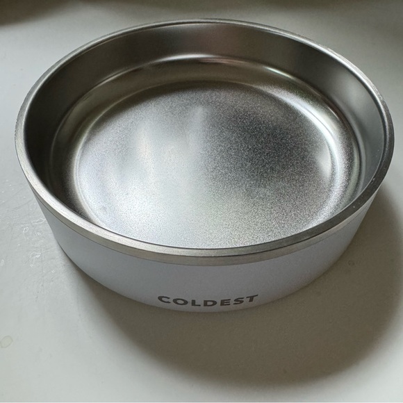 COLDEST pet bowl - Picture 5 of 6